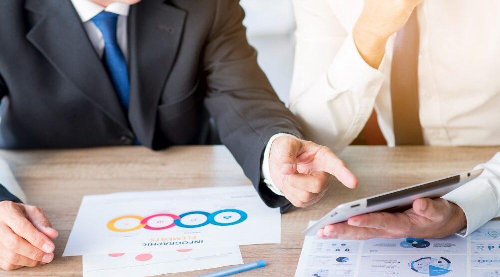 découvrez les indicateurs de performance indispensables pour piloter efficacement votre entreprise en 2025 et assurer sa croissance durable.